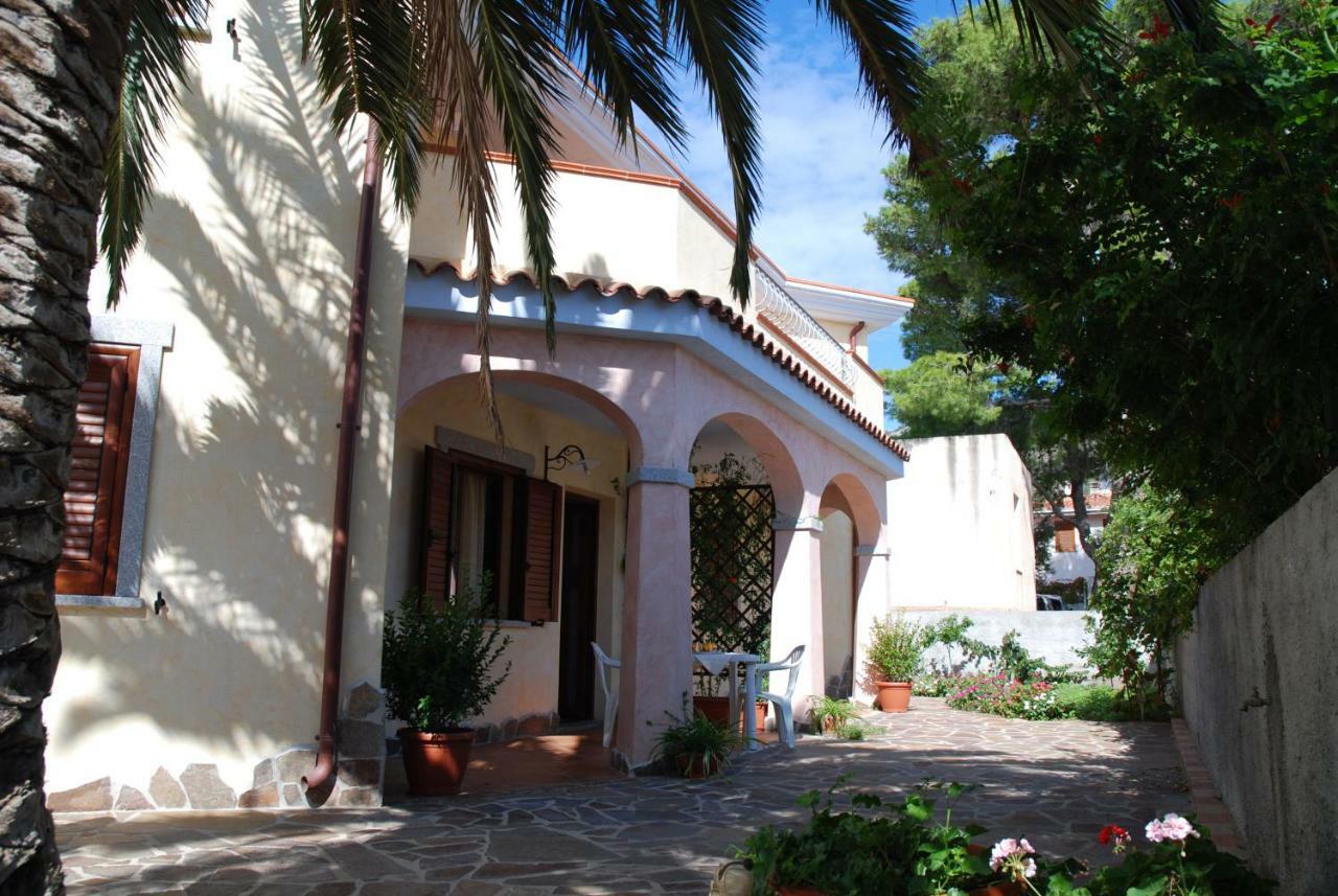 Ferienwohnung Casa In Riva Al Mare Cala Gonone Exterior foto