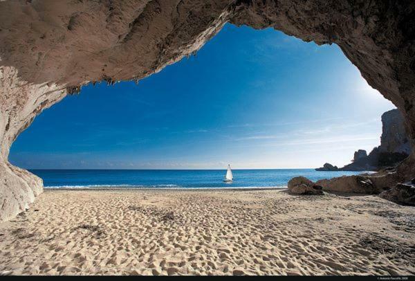 Ferienwohnung Casa In Riva Al Mare Cala Gonone Exterior foto